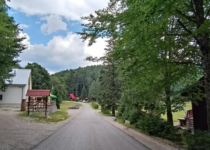 Koca Kresnica Holiday home *